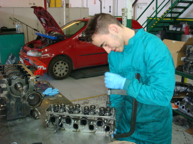Certificado de profesionalidad Mantenimiento del motor y sus sistemas auxiliares - marzo 2014